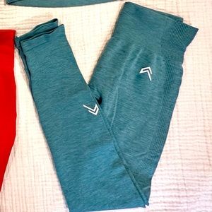 Oner Active Classic Seamless 2.0 leggings in Mineral Green - size small